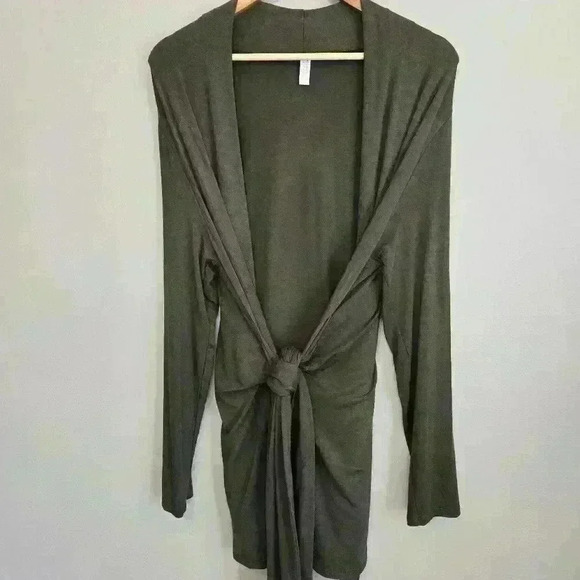 Flamingo Urban Green Wrap Cardigan Long Sleeve Size L Minimalist - Picture 1 of 8